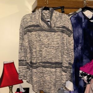 LulaRoe Aubrey Cowl neck top, 2XL, NEW, light tan, tan, charcoal